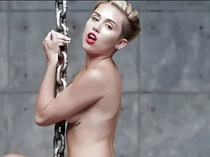 Kylie masturbiert au ...